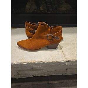 Steve Madden Women's Brown Suede Ankle Boots Size 11 M Western Buckle Biker Boot